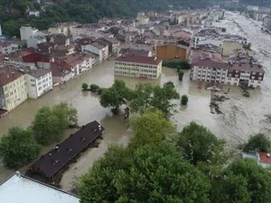 Inundațiile din regiunea Mării Negre a Turciei, soldate cu 9 morți/Foto: aa.com.tr