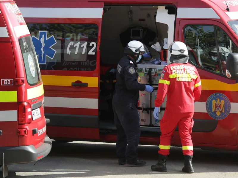 O femeie a murit joi după ce s-ar fi aruncat de pe Casa Presei din Capitală/FOTO: Inquam Photos / Octav Ganea