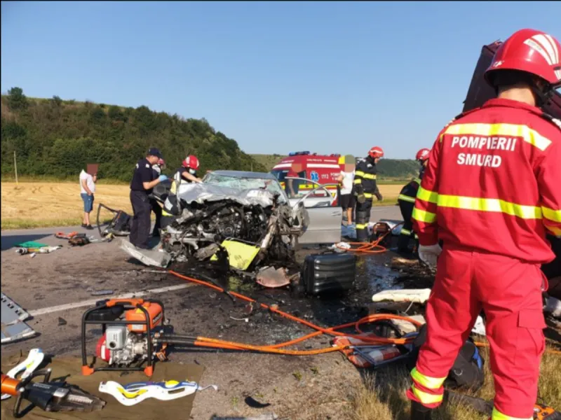 Accidentul cu o mașină cu volan pe dreapta în care au murit 7 oameni. Foto Știrile Pro Tv