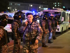 Poliția rusă monitorizează protestele antimobilizare/foto: Profimedia Images