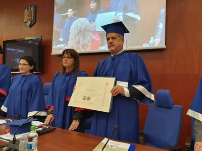 Adrian Năstase la Universitatea din Arad