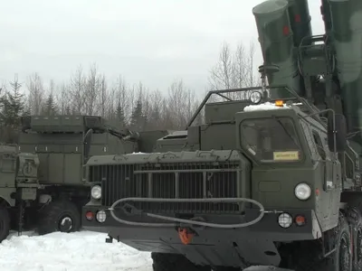 Rusia își mută sistemele de apărare S-400 de la granițele NATO. Pierderile din Ucraina sunt uriașe - Foto: Profimedia images