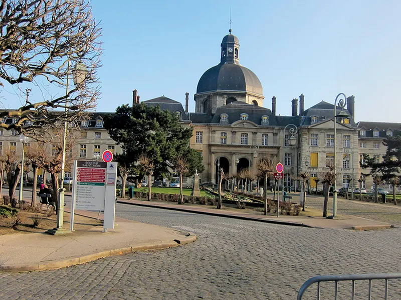 Spitalul Universitar Pitié Salpêtrière