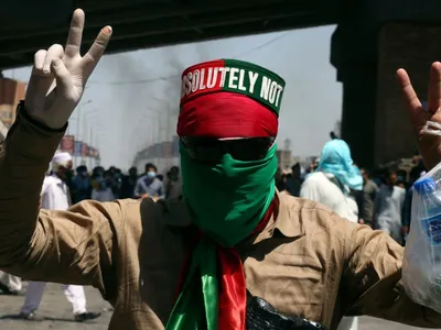 Protestatar susţinător al fostului premier Imran Khan, la Islamabad - Foto: Profimedia Images