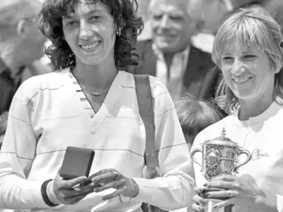 Virginia ruzici cu Chris Evert, în finala din 1980 de la Roland Garros