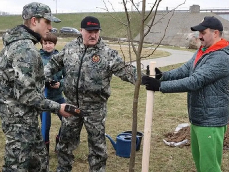 Aleksandr Lukaşenko și fiul Foto: News.ro