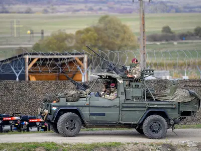 Bază militară Foto:INQUAM PHOTOS/ Alex Nicodim