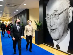 Florin Cîţu a avut o cină de lucru cu preşedintele Comisiei Europene, Ursula Von Der Leyen. / Foto: news.ro