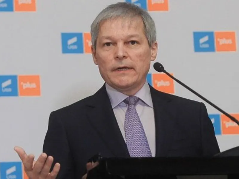 Dacian Cioloș nu s-a înțeles cu PNL și UDMR. Va propune luni un Guvern USR. / Foto: b1.ro