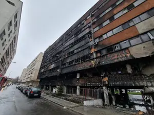 Blocul mistuit de flăcări din Constanța: anchetă, pentru distrugere prin incendiere. / Foto: ziuaconstanta.ro