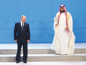 Liderii Rusiei și Arabiei Saudite, Vladimir Putin și Mohammad bin Salman al-Saud au făcut un pariu riscant pentru țările lor