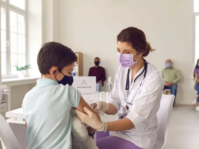 Vaccinul antigripal a ajuns în farmacii. Cât costă, cine ar trebui să se vaccineze și când? - Foto: Profimedia images