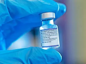 Pfizer şi BioNTech dau oficial în judecată România pentru comenzile de vaccinuri anti-COVID - Foto: Profimedia Images