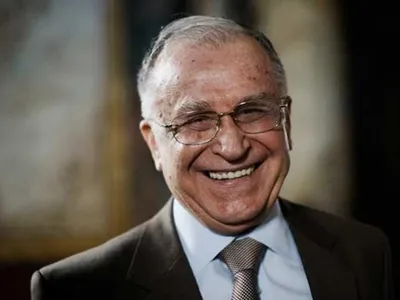 Ion Iliescu își scrie al doilea volum de memorii/ Foto: Arhiva