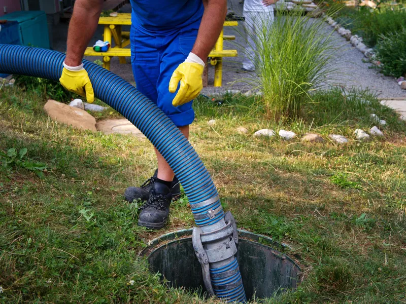 Fosele sepctice trebuie declarate - FOTO: storia