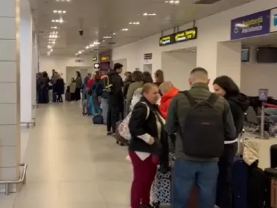 Aglomerație în aeroport Foto: captură video stirileprotv.ro