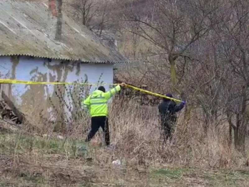 O fată de 13 ani, reținută pentru că ar fi ucis două femei, mamă și fiică, prin tăierea gâtului Foto: botosaneanul.ro