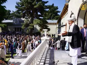 Trei rachete au țintit palatul prezidențial de la Kabul, unde Ashraf Ghani ținea un discurs/FOTO: Facebook/Ashraf Ghani