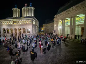 Slujba de Înviere - Foto: basilica.ro