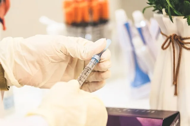 INSP: 82,9% din cazurile de COVID-19 confirmate în săptămâna 23 – 29 august, la persoane nevaccinate/FOTO: Unsplash