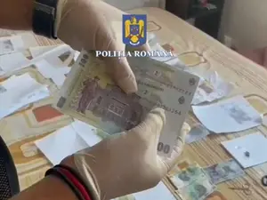 Banii erau copiați după alte bancnote Foto: captură Poliția Română