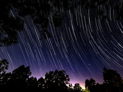 VIDEO Ploaie de stele deasupra Bucureștiului. Meteorii intră în atmosferă cu 72 km/s / Outlook India