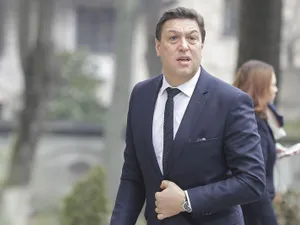 Șerban Nicolae este doar unul dintre pesediștii care încearcă să îl asocieze pe Klaus Iohannis cu naziștii.