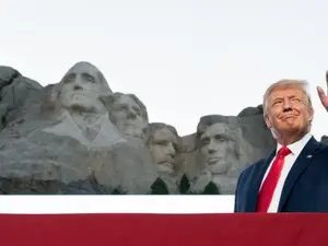 Trump se vede pe Mount Rushmore/FOTO: facebook.com