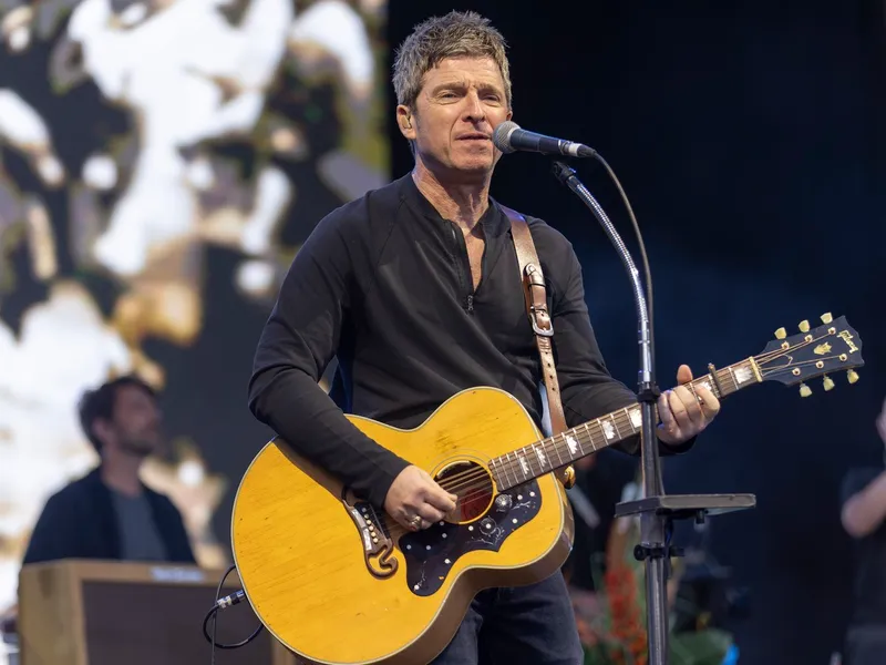 Cu ce sumă s-a vândut o chitară a lui Noel Gallagher de la Oasis. „Cea mai bună din lume” - Foto: Profimedia Images