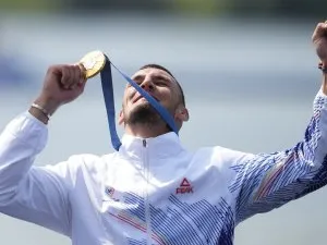 `Vrei să îți faci vreo plăcere cu banii de la Jocurile Olimpice?` Campionul olimpic al României, răspuns de nota 10