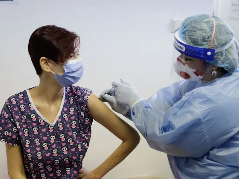 Aproape 59.000 de persoane au fost vaccinate împotriva COVID-19. / Inquam Photo / George Călin