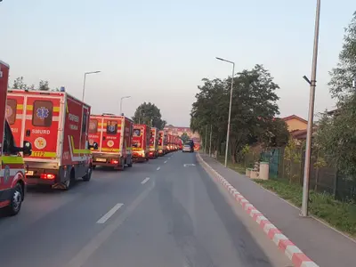 Ambulanțe SMURD trimise la centrele de bătrâni