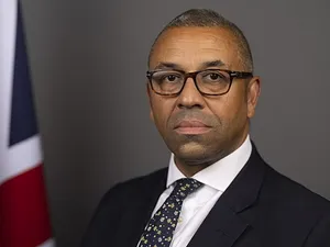 James Cleverly, ministrul de Externe britanic - Foto: Wikimedia/Simon Dawson/CC BY 2.0