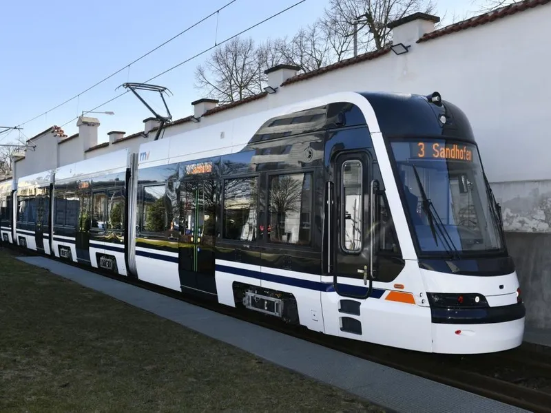 Prezentarea tramvaiului Škoda ForCity Smart 38T - Foto: Profimedia Images