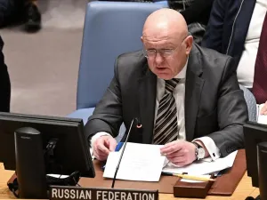 Rusia a preluat sâmbătă preşedinţia Consiliului de Securitate al ONU, pentru toată luna aprilie. În imagine reprezentantul permanent al Rusiei la ONU, Vasili Nebenzia - Foto: Profimedia Images