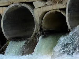 Aici un român din doi nu are apă curentă - Foto: Pickpik