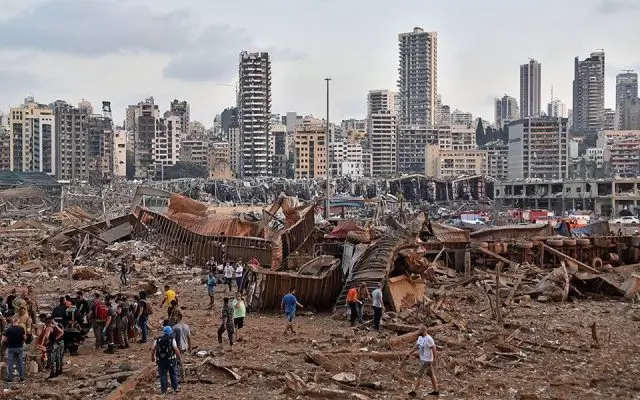 Locul exploziei din Beirut/FOTO: g4media.ro