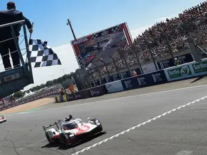 Toyota a reuşit o nouă victorie la Le Mans, cea mai celebră cursă de automobilism de anduranţă din lume - Foto: Profimedia Images