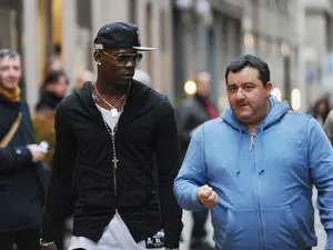 Mino Raiola (dreapta), alături de Paul Pogba - Foto: Profimedia Images