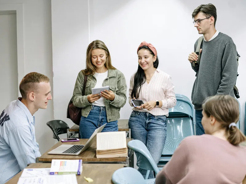 Credite și tabere pentru studenți și copii. Ce beneficii oferă statul tinerilor și adolescenților? Foto: Pexels (fotografie cu caracter ilustrativ)