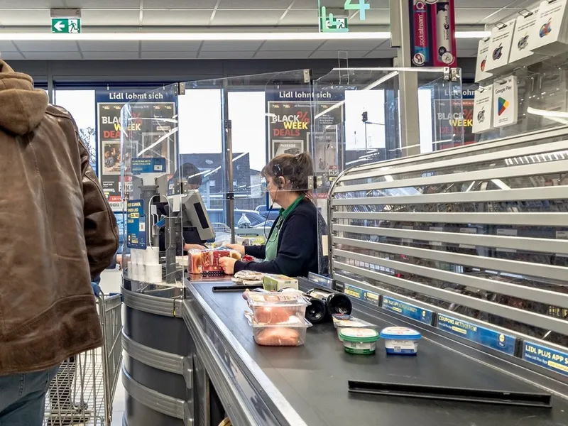 Lidl angajează oameni Foto: Profimedia Images- rol ilustrativ