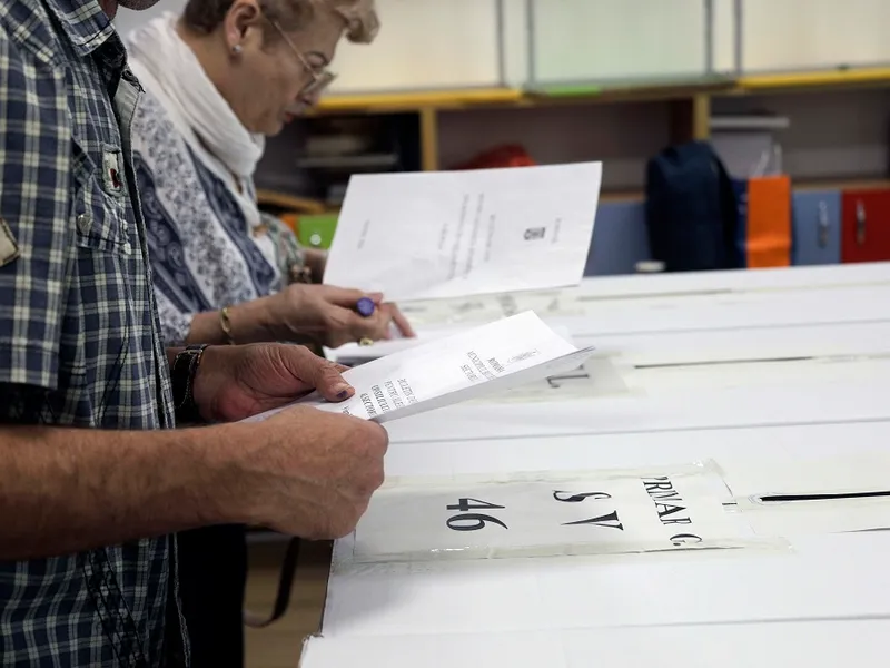 EXIT POLL Vot politic la Consilii Județene - Foto: INQUAM PHOTOS/ Malina Norocea