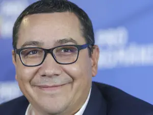 Victor Ponta va lansa oficial, duminică, site-ul puiemonta/FOTO: Inquam Photos/Octav Ganea