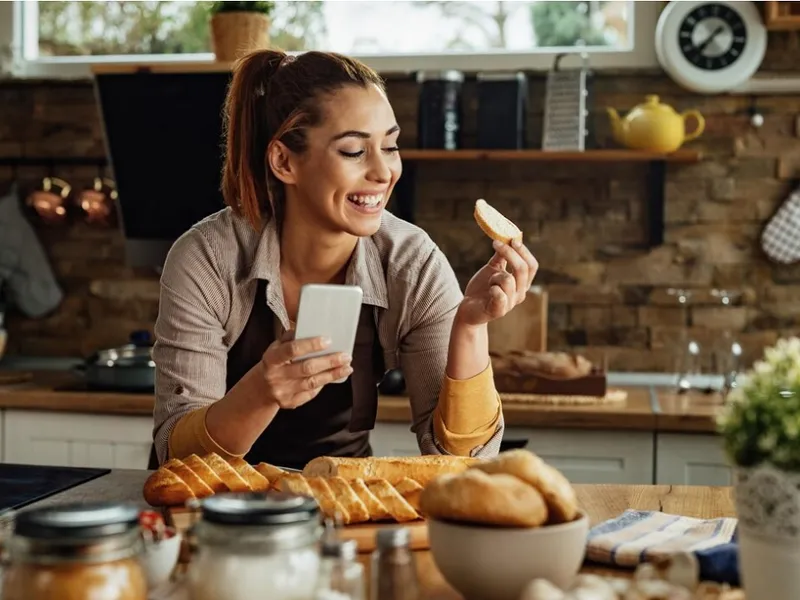 Trei români au inventat pâinea cu gust de carne Foto: Freepik.com - rol ilustrativ