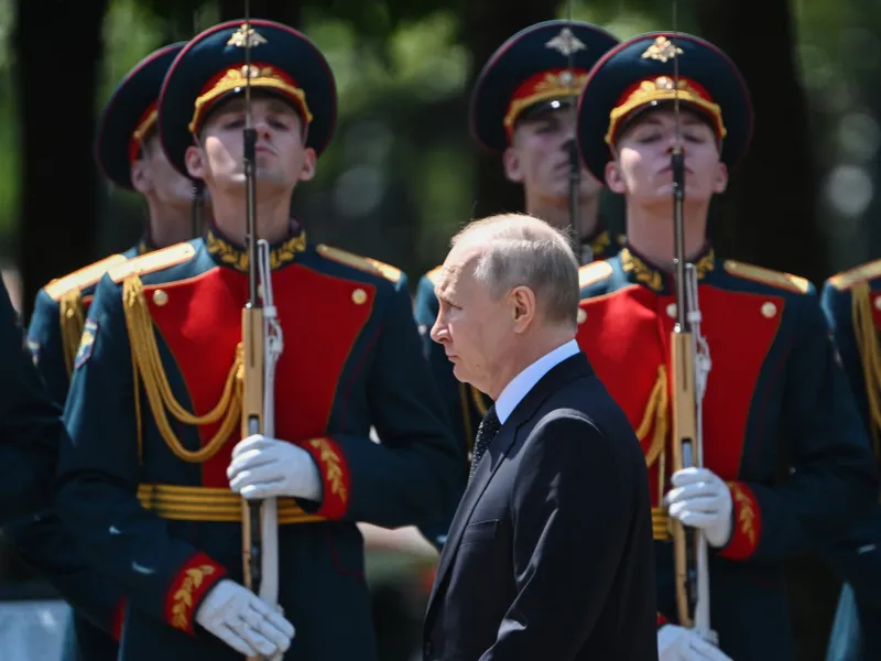 Putin, răsturnat după o revoluție cum nu s-a văzut în 100 ani. Rebelii pregătesc marșul spre Moscova - Foto: Profimedia Images