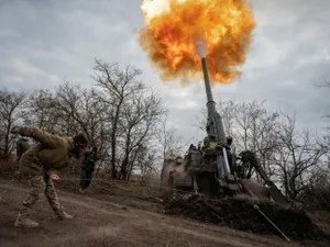 Obuziere de peste 30 de ani, folosite de ucraineni în prima linie. „Nu te lasă niciodată” - Foto: cepaorg (imagine cu caracter ilustrativ)