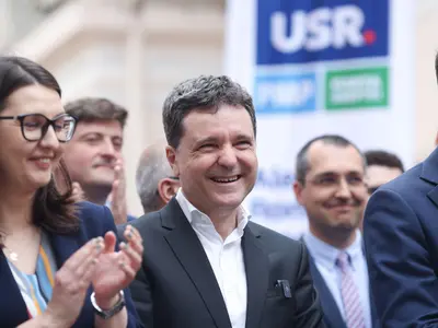 Un contract ținut la secret. Negociat de Matei Păun pentru Nicușor Dan. USR refuză să-l facă public - Foto: INQUAM PHOTOS / George Călin