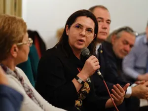 Adriana Săftoiu nu crede că „mașinăria de vot” a PSD poate fi învinsă. Foto: Inquam Photos/Raul Ștef