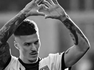 Fiorentina s-a decis, după ce a aflat cât vrea Parma pentru Dennis Man