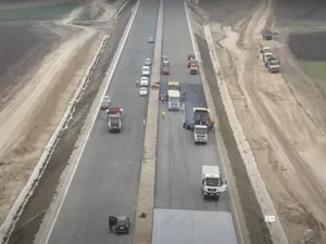 Muncitori din Grecia pe Autostrada Sebeș – Turda /ziarulunirea.ro